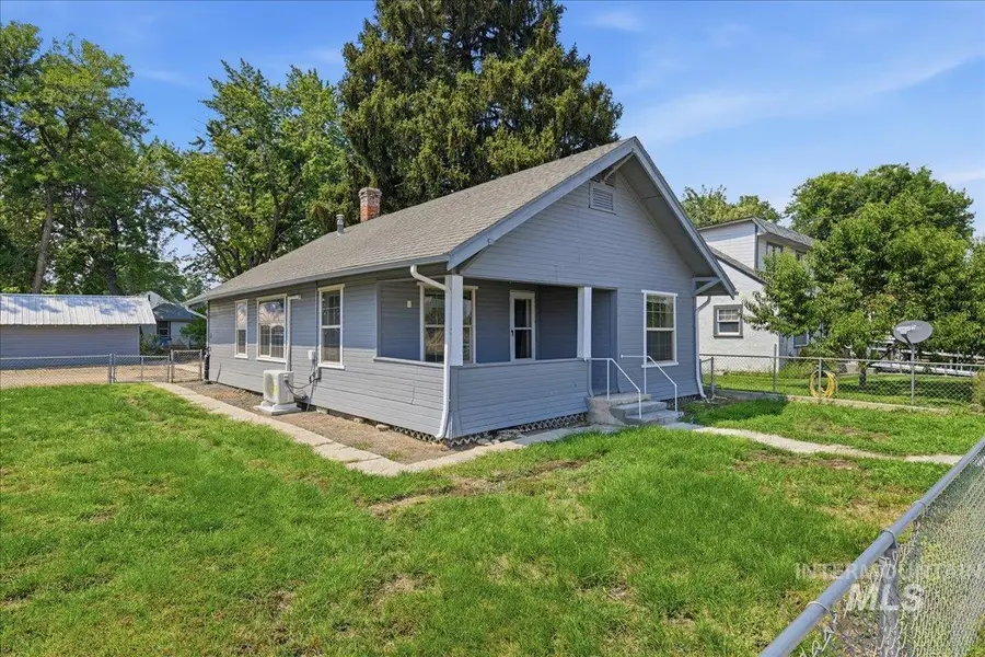 103 N Dewey Ave, Middleton, ID 83644 - #3