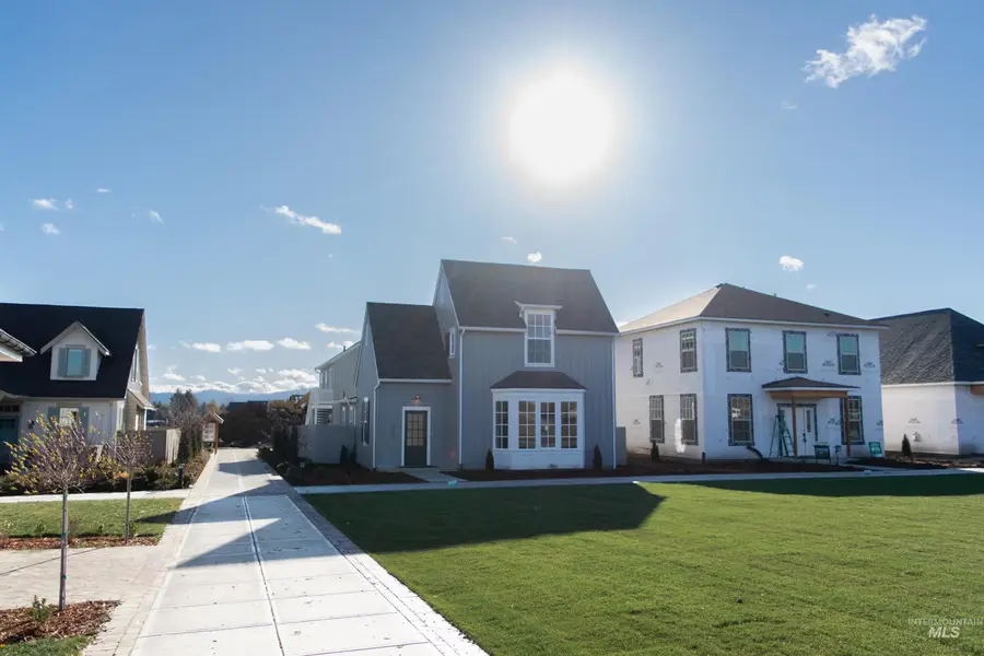 1508 Picotee Circle "clover", Moscow, ID 83843 - #2