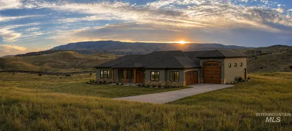 11000 Grassy Ridge Ln, Sweet, ID 83670