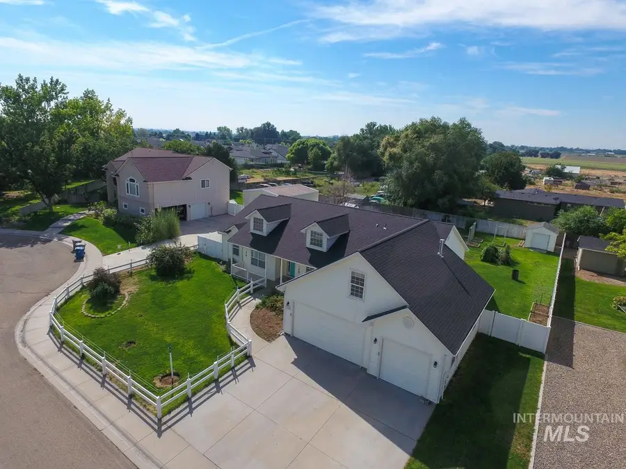 1005 Karndell St, Caldwell, ID 83605 - #3
