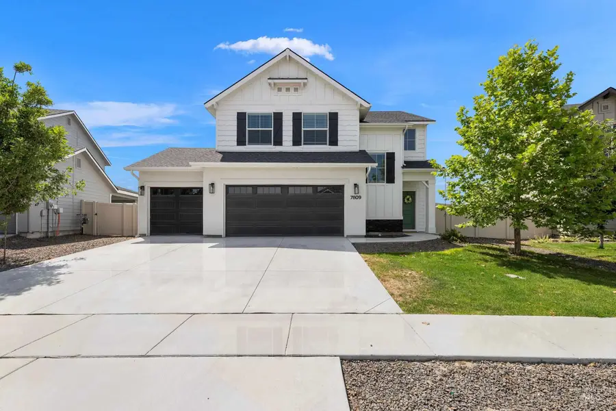 7809 E. Flyway St., Nampa, ID 83687 - #2