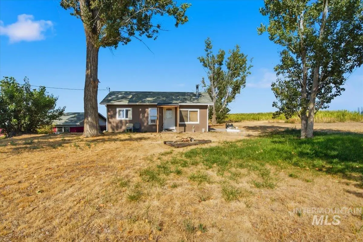 3929-3927 Homestead Rd, Homedale, ID 83628 - #1