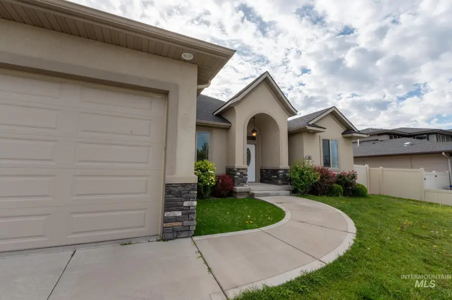 520 Sun Terrance Drive, Twin Falls, ID 83301 - #3