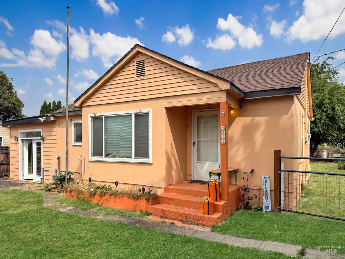 3411 8th St, Lewiston, ID 83501 - #1