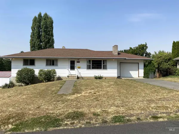 220 Cedar Street, Potlatch, ID 83855
