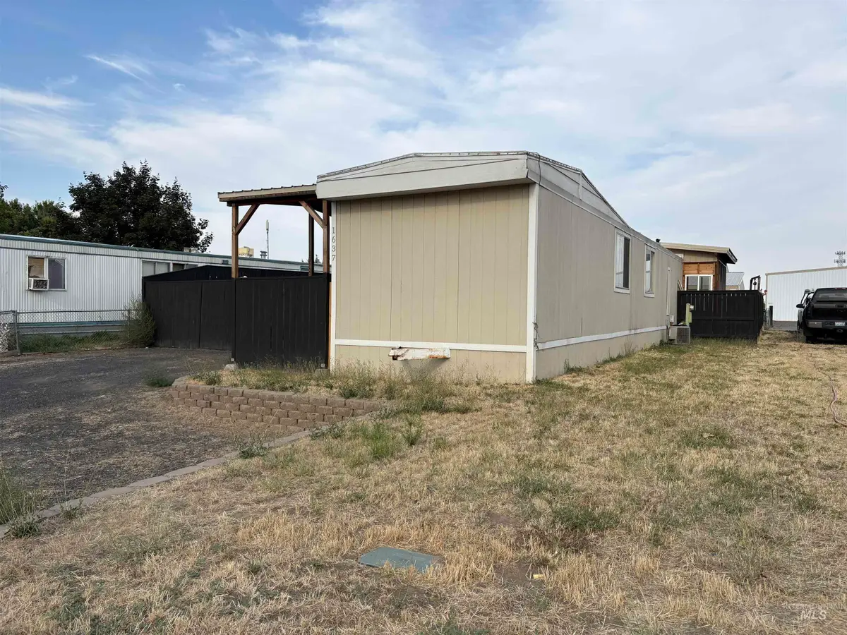 1637 13th Street, Clarkston, WA 99403 - #1