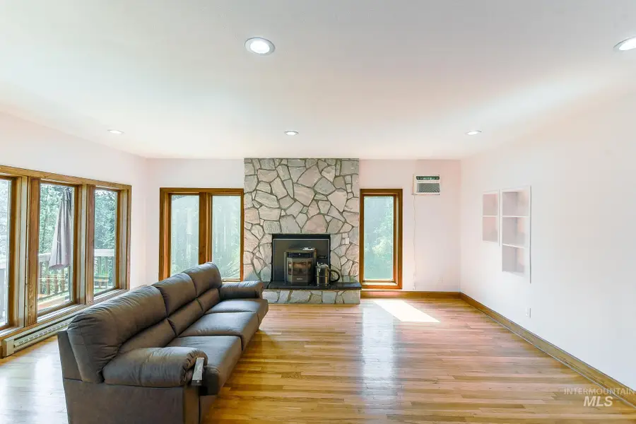 1045 Joyce Rd, Moscow, ID 83843 - #3
