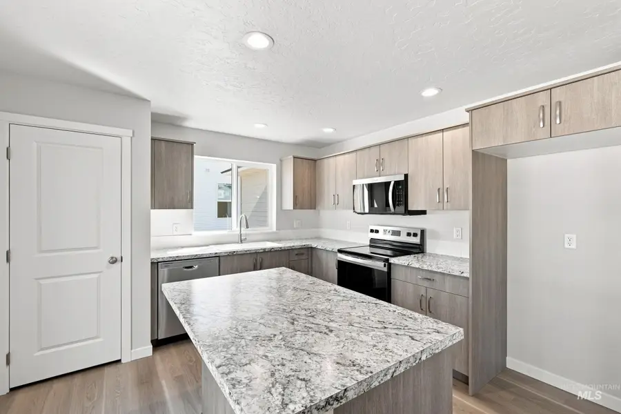 464 Merlin Ct, Middleton, ID 83644 - #3