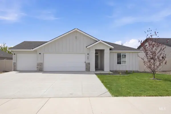 1799 Piperton Ave, Middleton, ID 83644