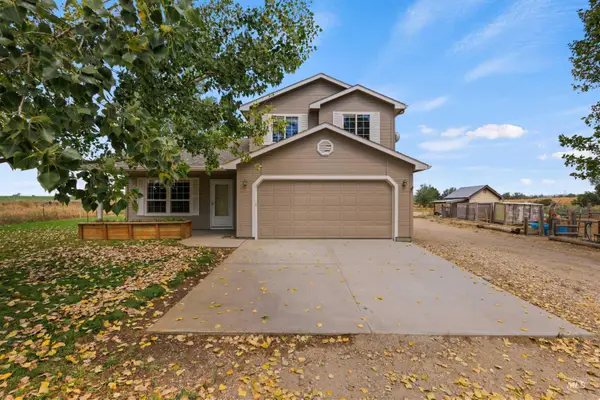 5794 Thompson Rd, Marsing, ID 83639