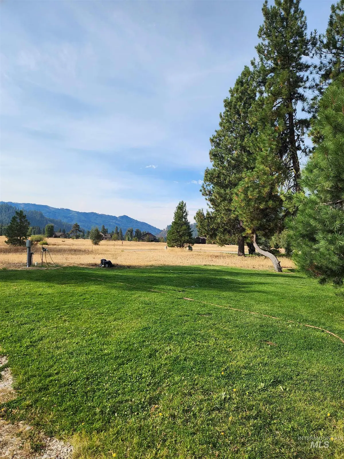 3897 N Rawah Dr, Featherville, ID 83647 - #1