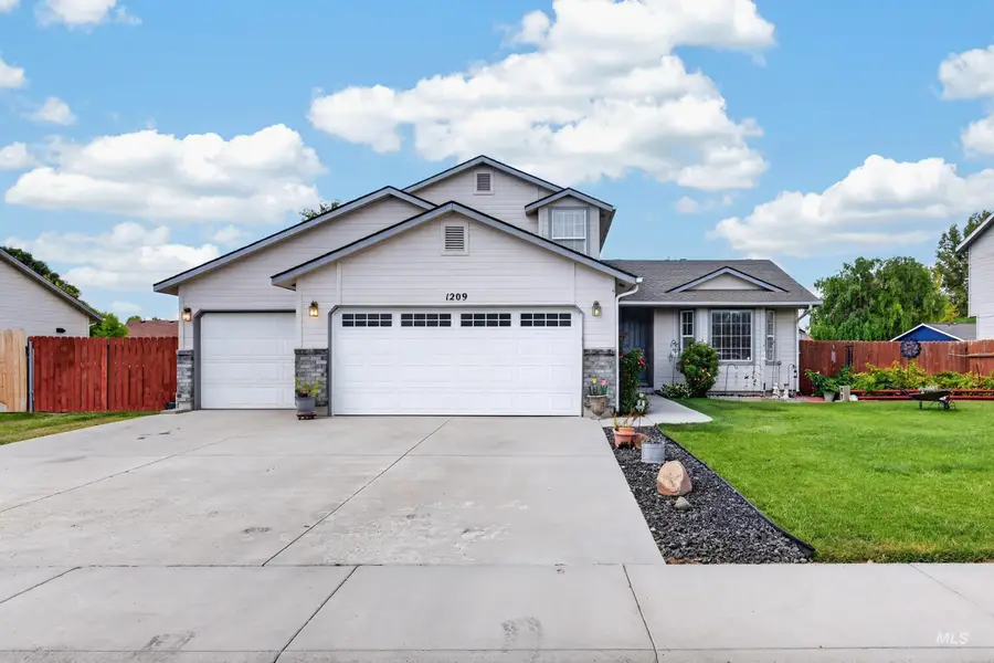 1209 Cattail St, Nampa, ID 83686 - #2