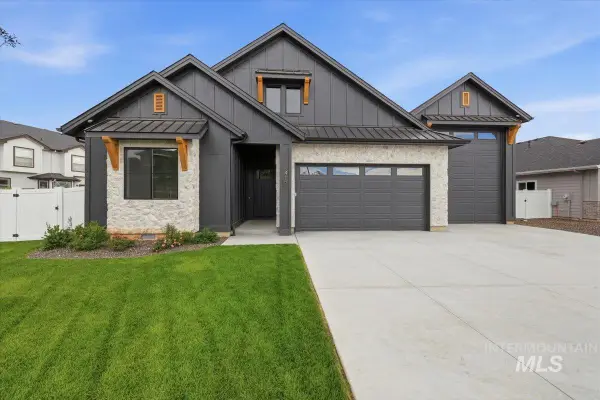 410 W Flour Mill Court, Middleton, ID 83644