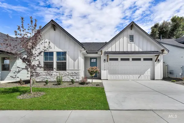 1770 N Green Pine Ln, Star, ID 83669