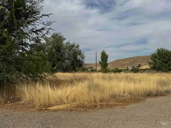 11483 Hill Road, Payette, ID 83661