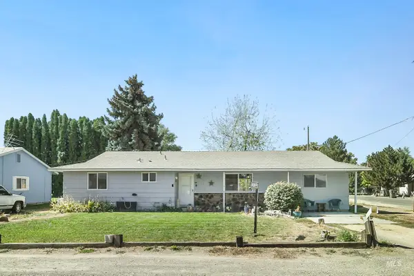 203 1st Ave W, Marsing, ID 83639