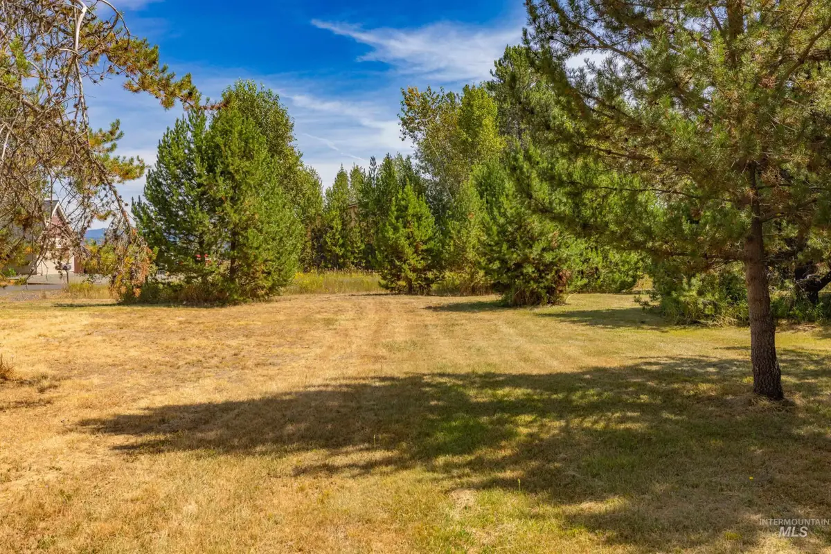 12917 Spring Valley Road, Donnelly, ID 83615 - #1