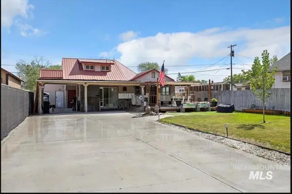 320 14th Ave N, Buhl, ID 83316