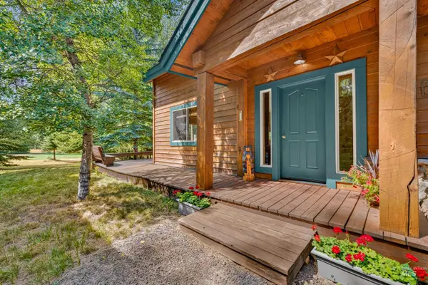 925 Cottage Court, McCall, ID 83638