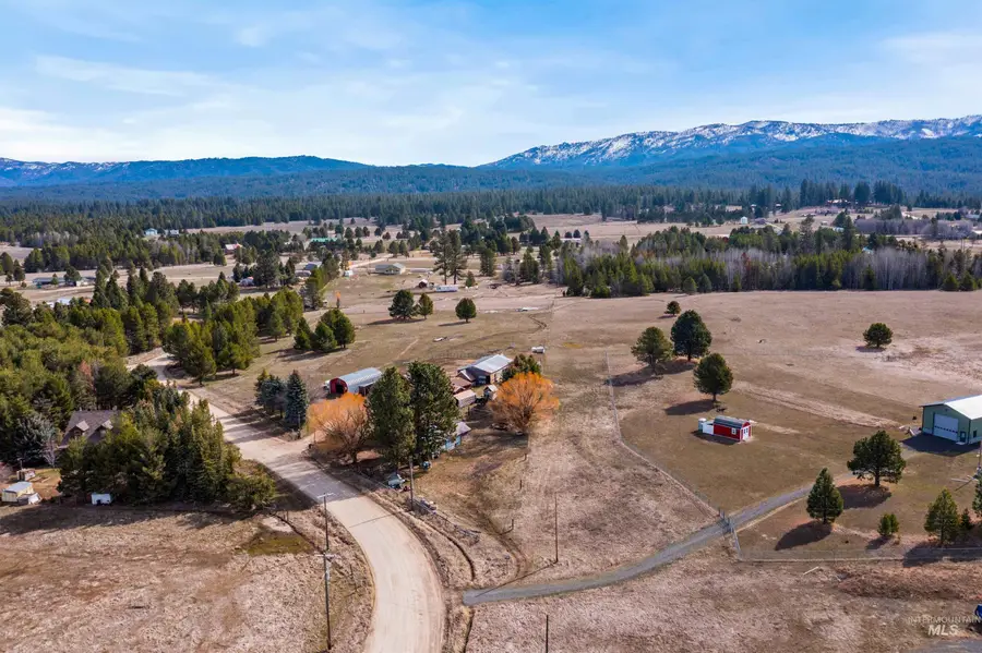 37 Pine Cone Lane, Cascade, ID 83611 - #3