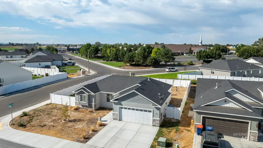 796 Cortni Dr #1, Twin Falls, ID 83301 - #3