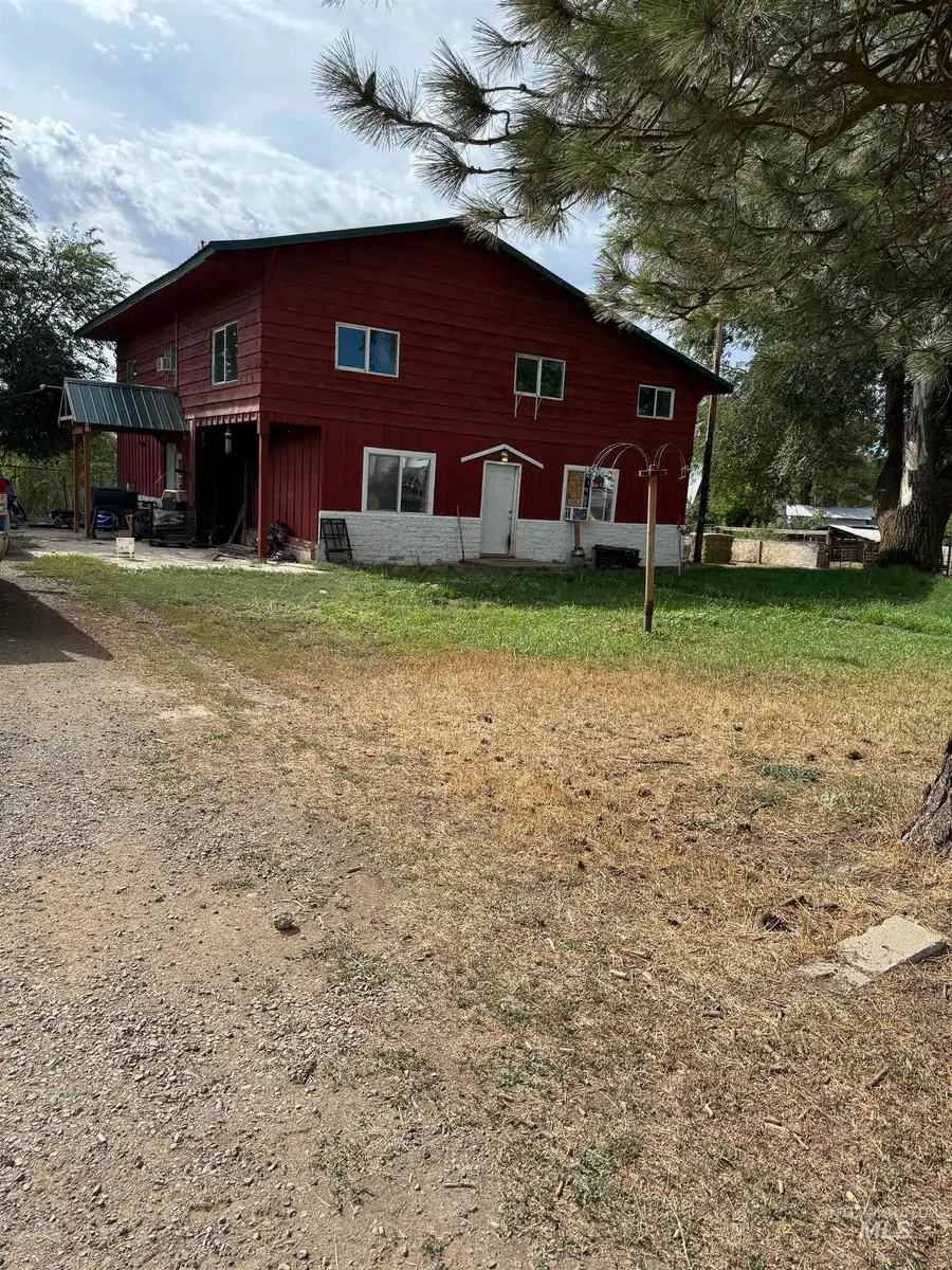 140 S Railroad St, Cambridge, ID 83610 - #2