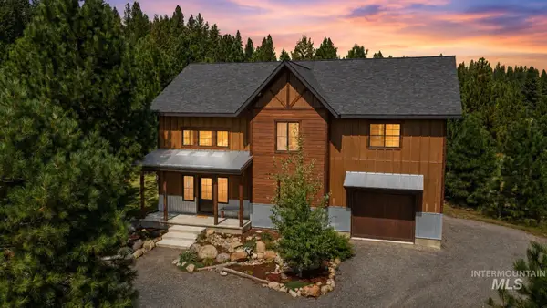 12 Cassia Ct, McCall, ID 83638