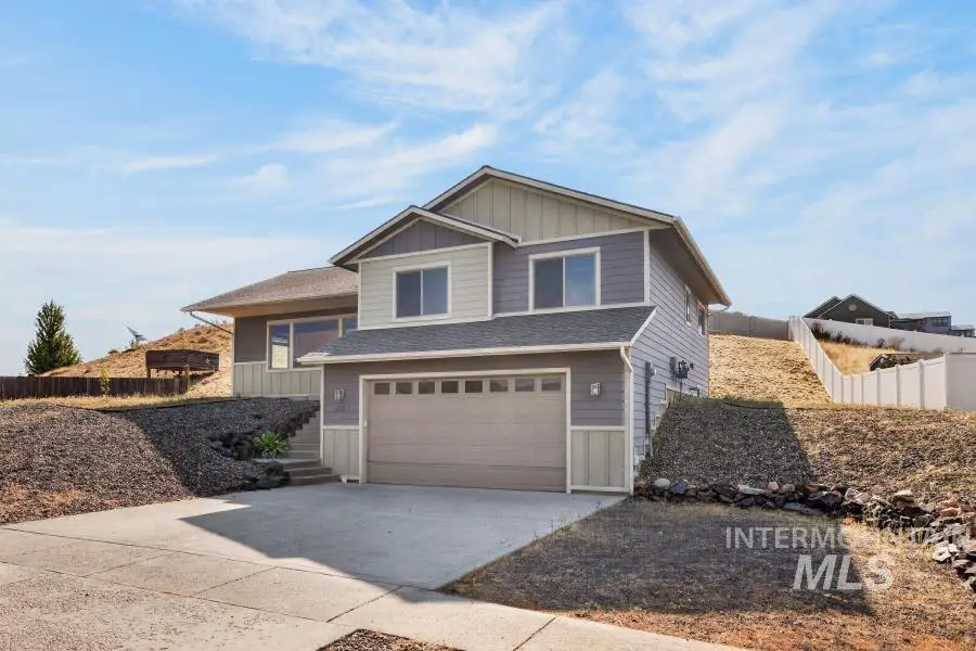 2621 Granville St., Moscow, ID 83843 - #1