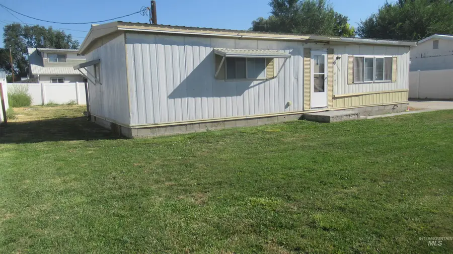1109 W D, Vale, OR 97918 - #3