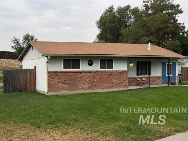 811 E Fisk Ave, Parma, ID 83660 - #2