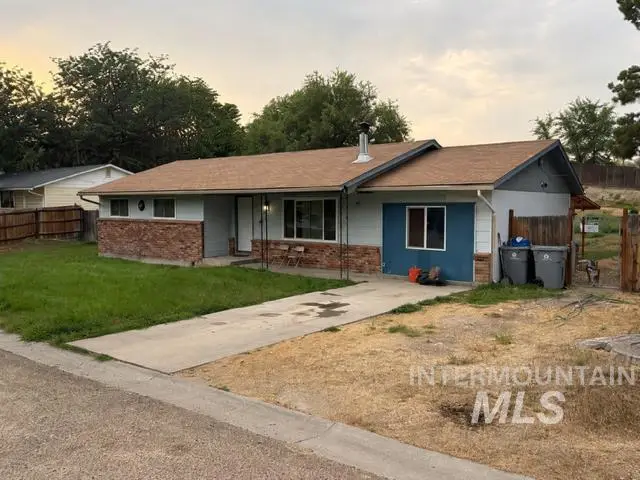 811 E Fisk Ave, Parma, ID 83660 - #3
