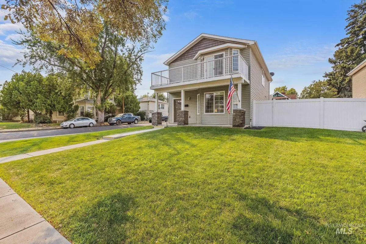 226 1st. Avenue, Lewiston, ID 83501 - #1