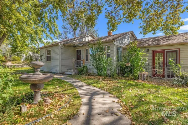 1010 N 7th St, Parma, ID 83660