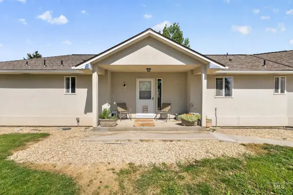 334 E Danskin Dr, Boise, ID 83716