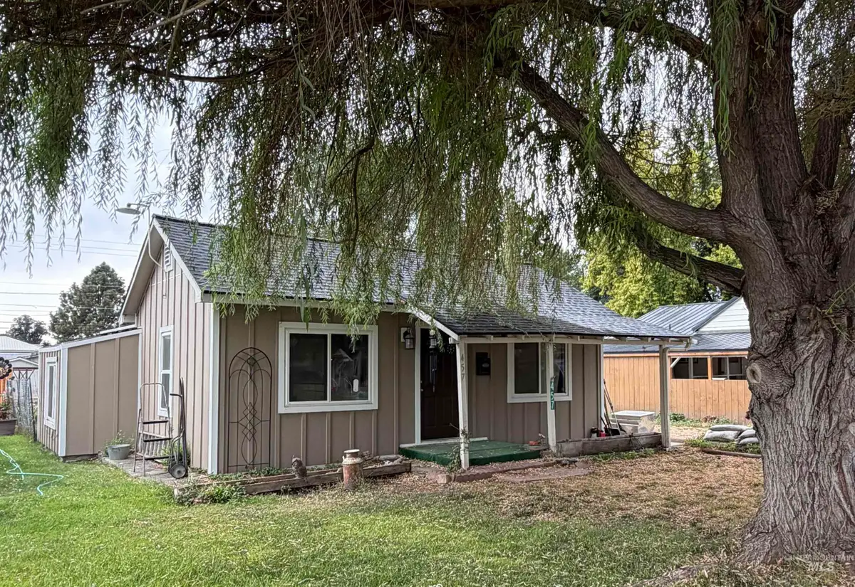 457 E Galloway Ave, Weiser, ID 83672 - #1
