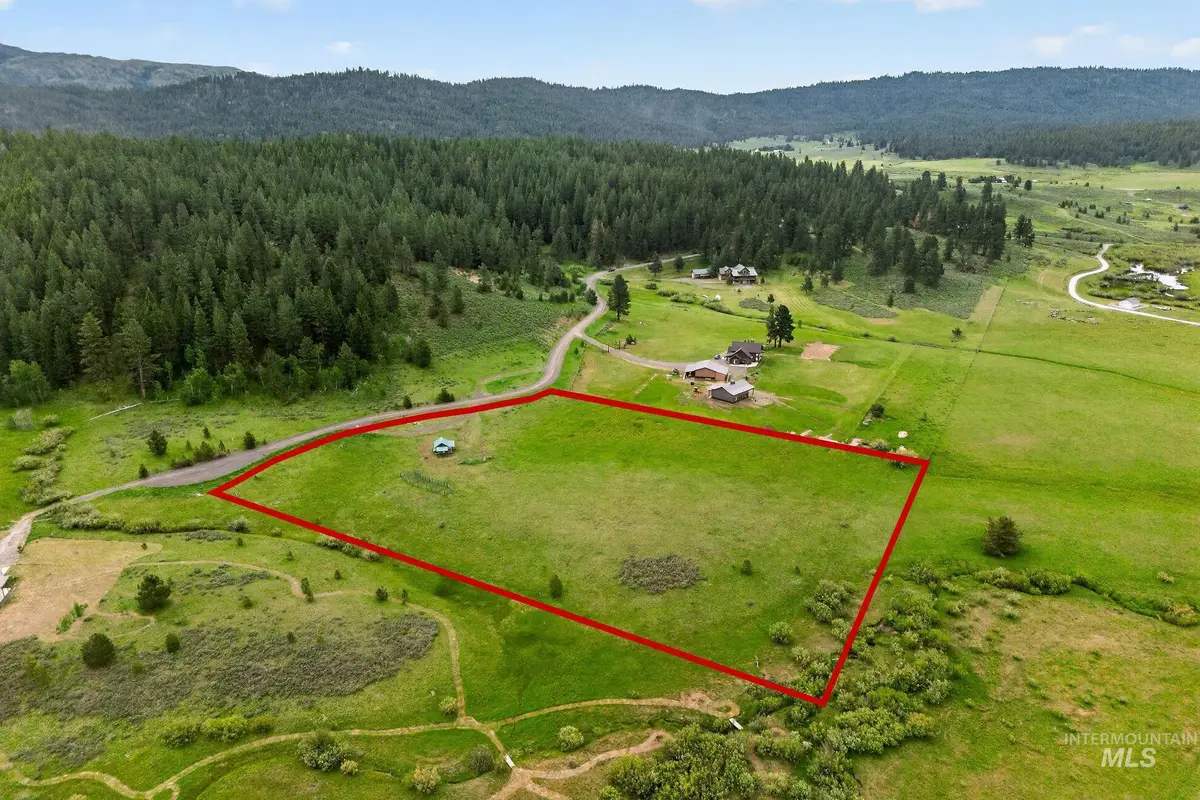 185 Lantern Way, Cascade, ID 83611 - #1