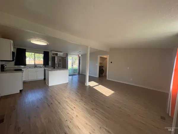 1521 N Plateau Ave, Caldwell, ID 83605