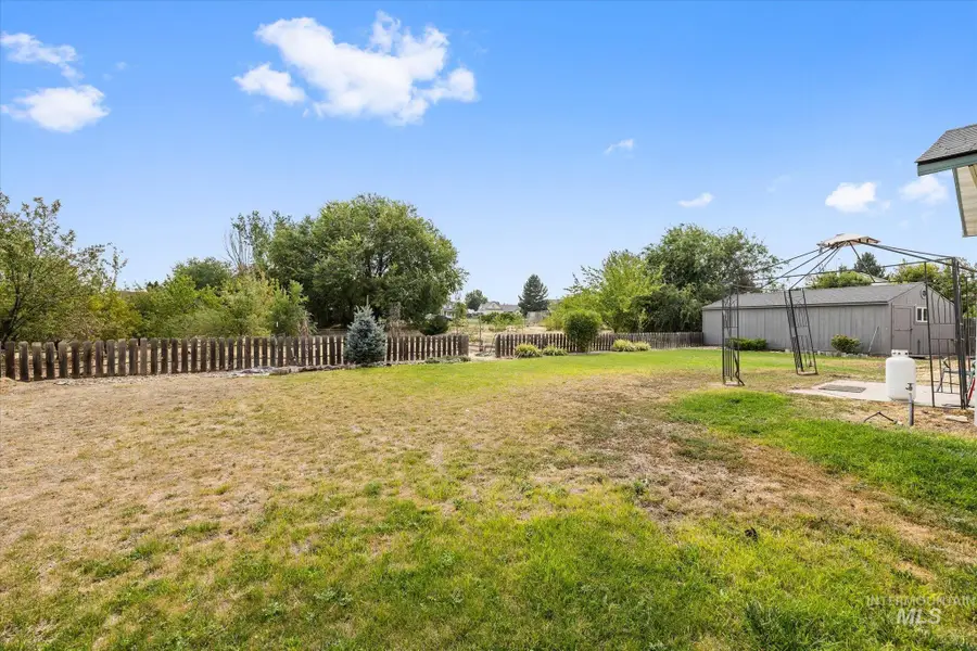 16842 Live Oak Pl, Caldwell, ID 83607 - #3