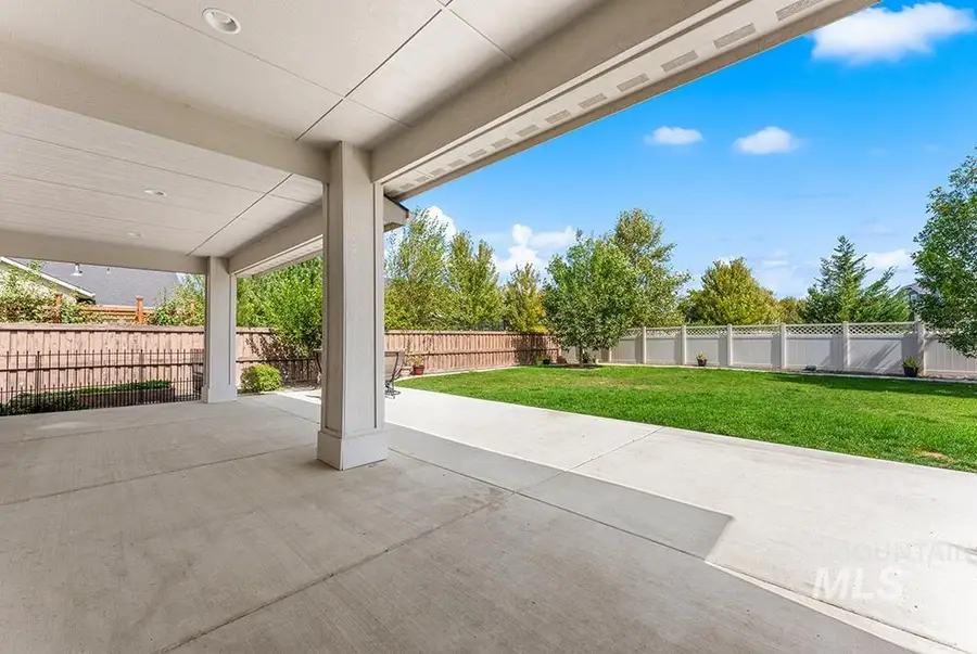 5552 N Asissi Ave, Meridian, ID 83646 - #3
