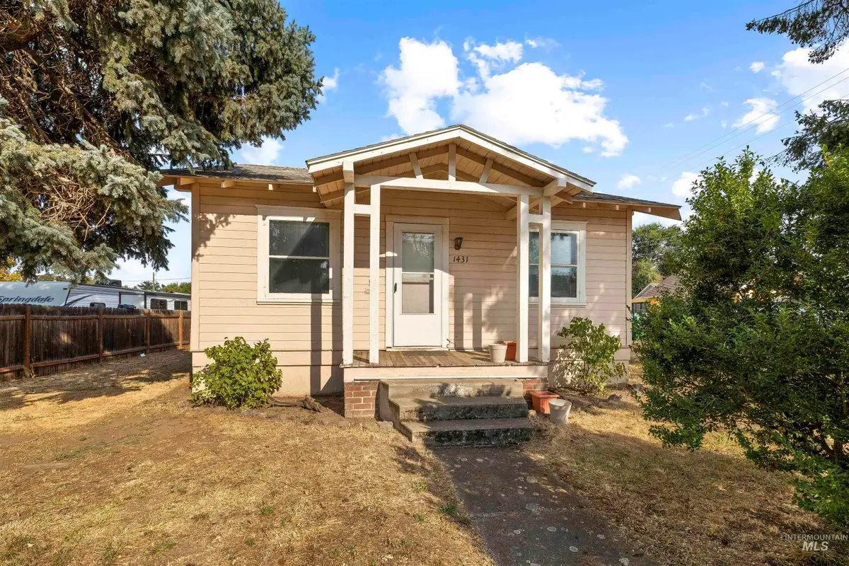 1431 12th Street, Lewiston, ID 83501 - #1