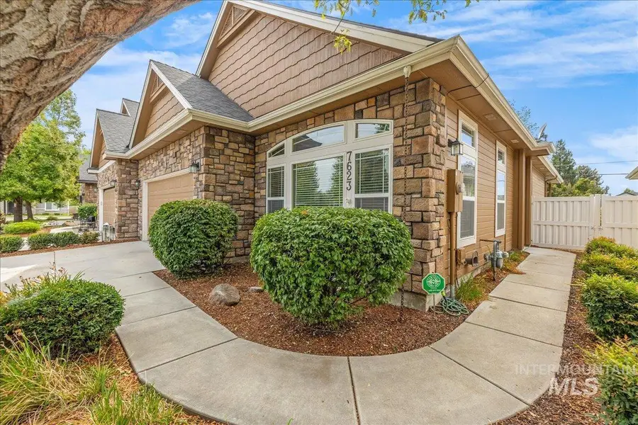 7623 N Sunglow Ave, Boise, ID 83714 - #3