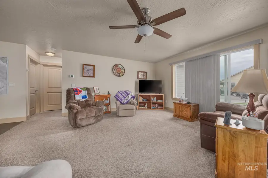1037 W Butterfield, Weiser, ID 83672 - #3