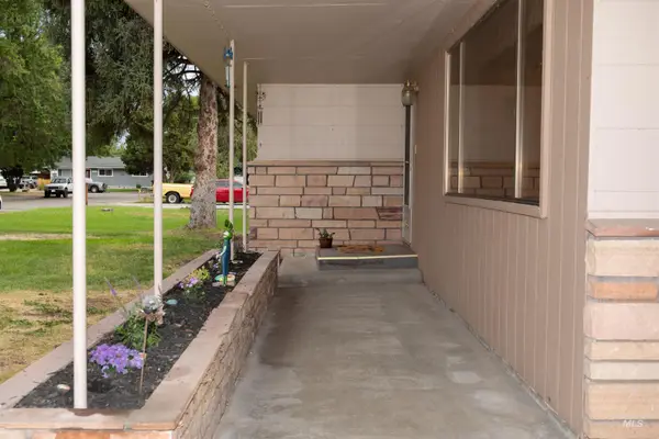 1546 N 4th Street, Payette, ID 83661