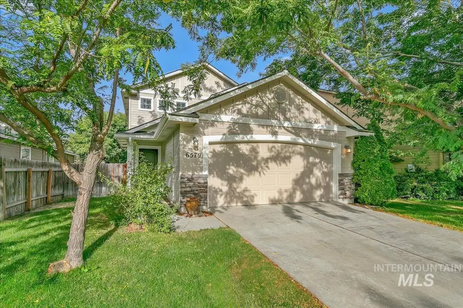 6579 S Warwickshire Ave, Boise, ID 83709 - #2