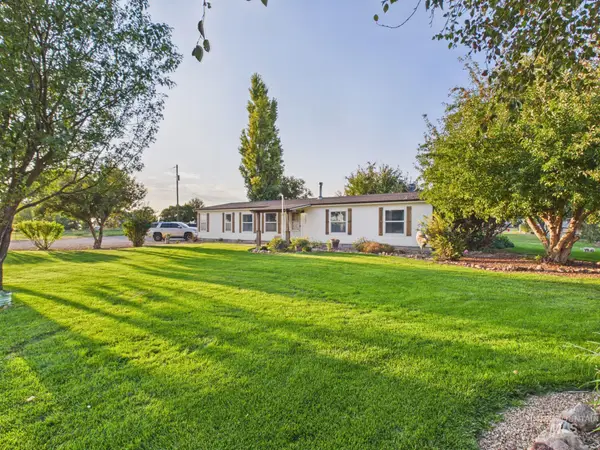 7246 Murphy Rd, Melba, ID 83641