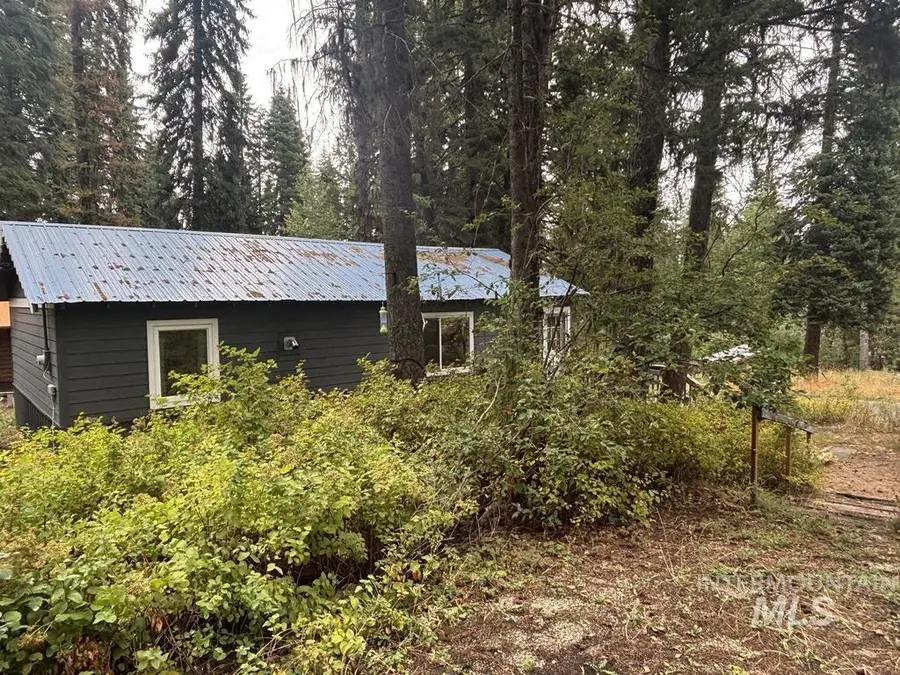 655 West Mountain Rd, Cascade, ID 83611 - #2