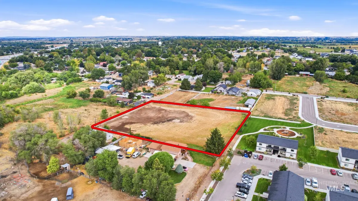 403 Hill Ln, Caldwell, ID 83605 - #1