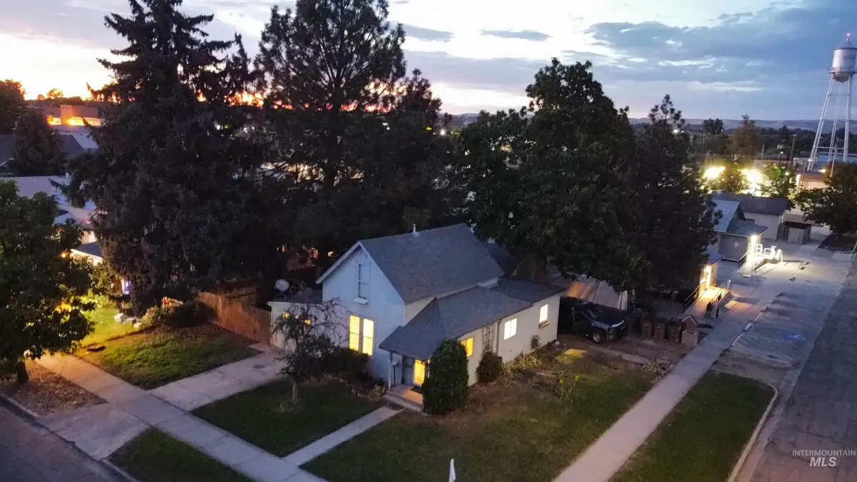 322 E 1st St., Emmett, ID 83617 - #1