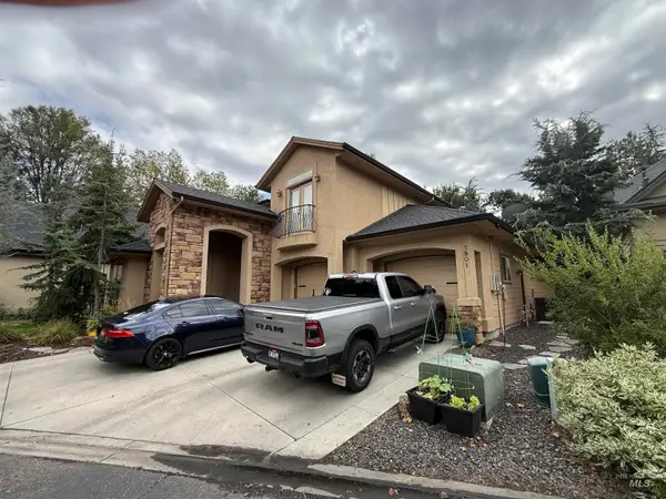 1901 S Stream Pointe Ln, Eagle, ID 83616