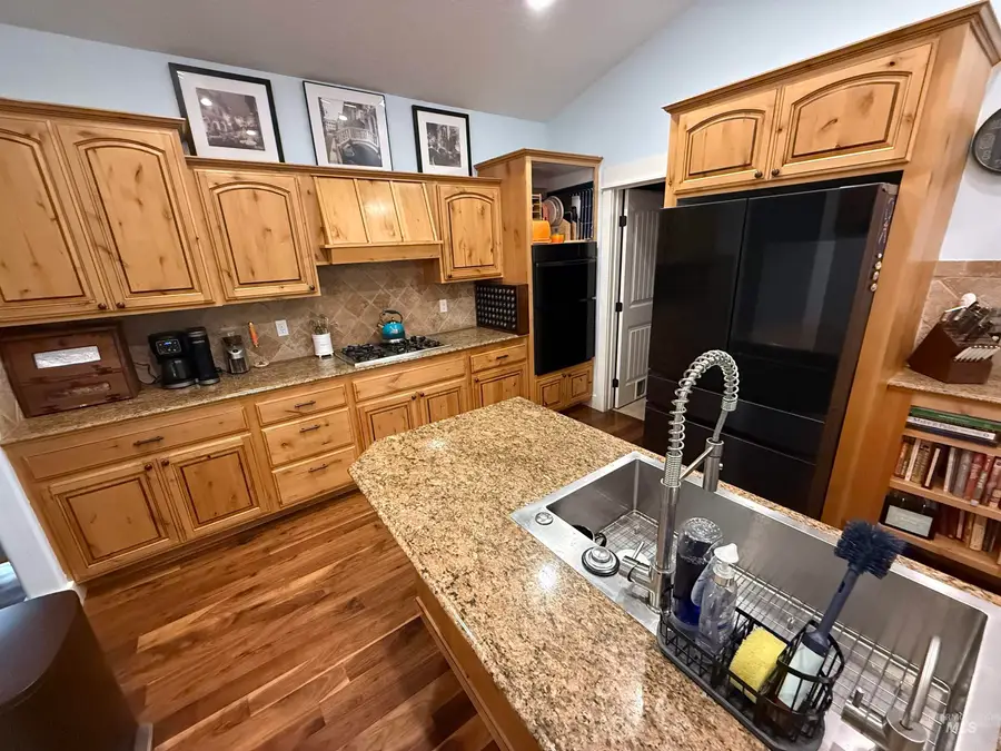 1901 S Stream Pointe Ln, Eagle, ID 83616 - #3
